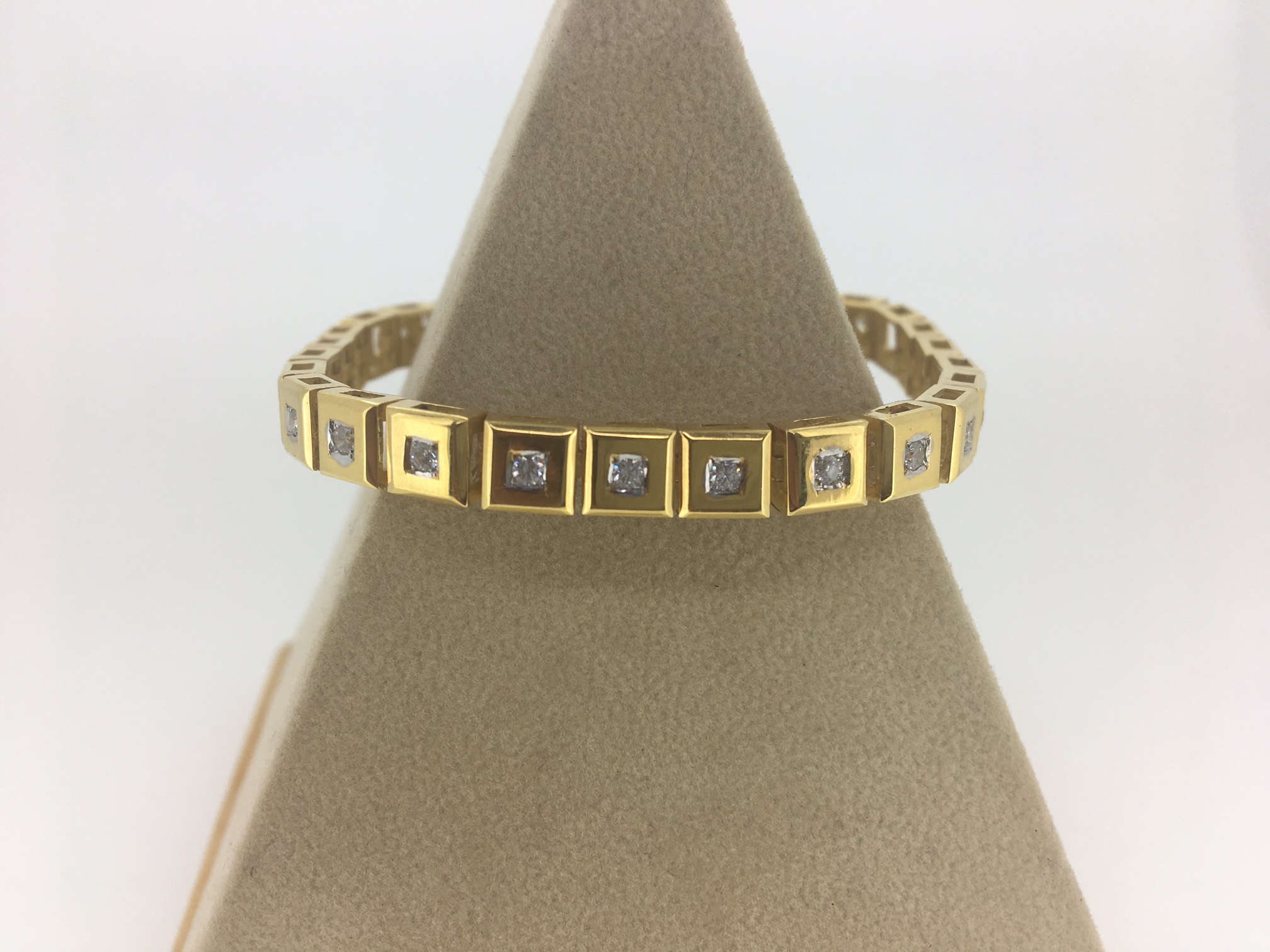 Donna Bracelet