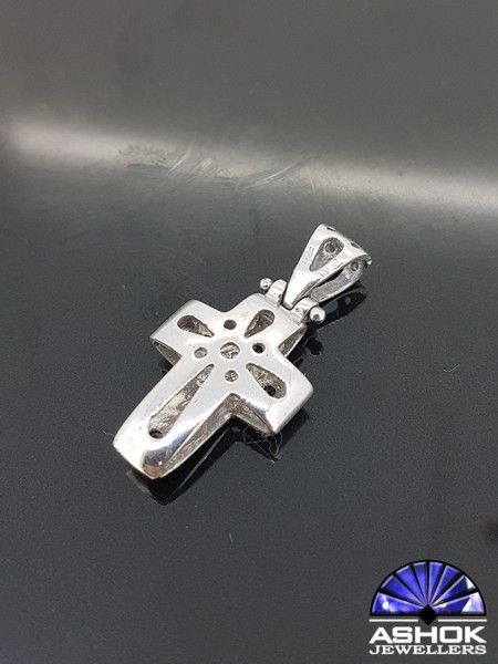 Cross - Image 3