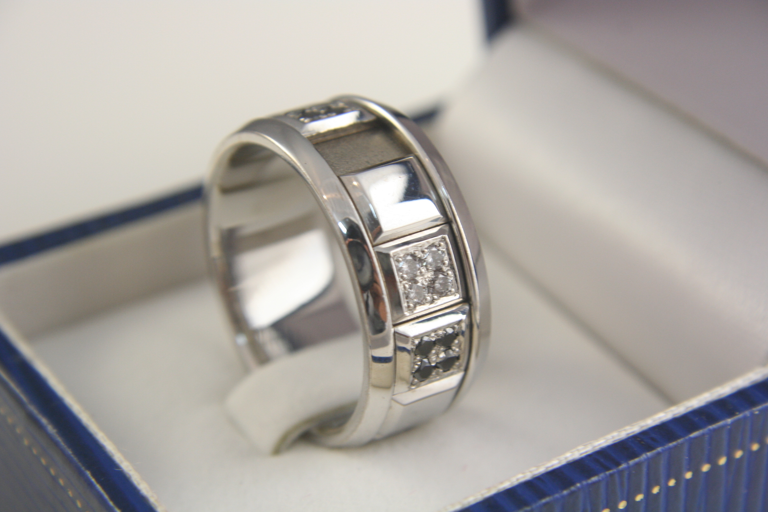Gents Silver Rings - Image 6