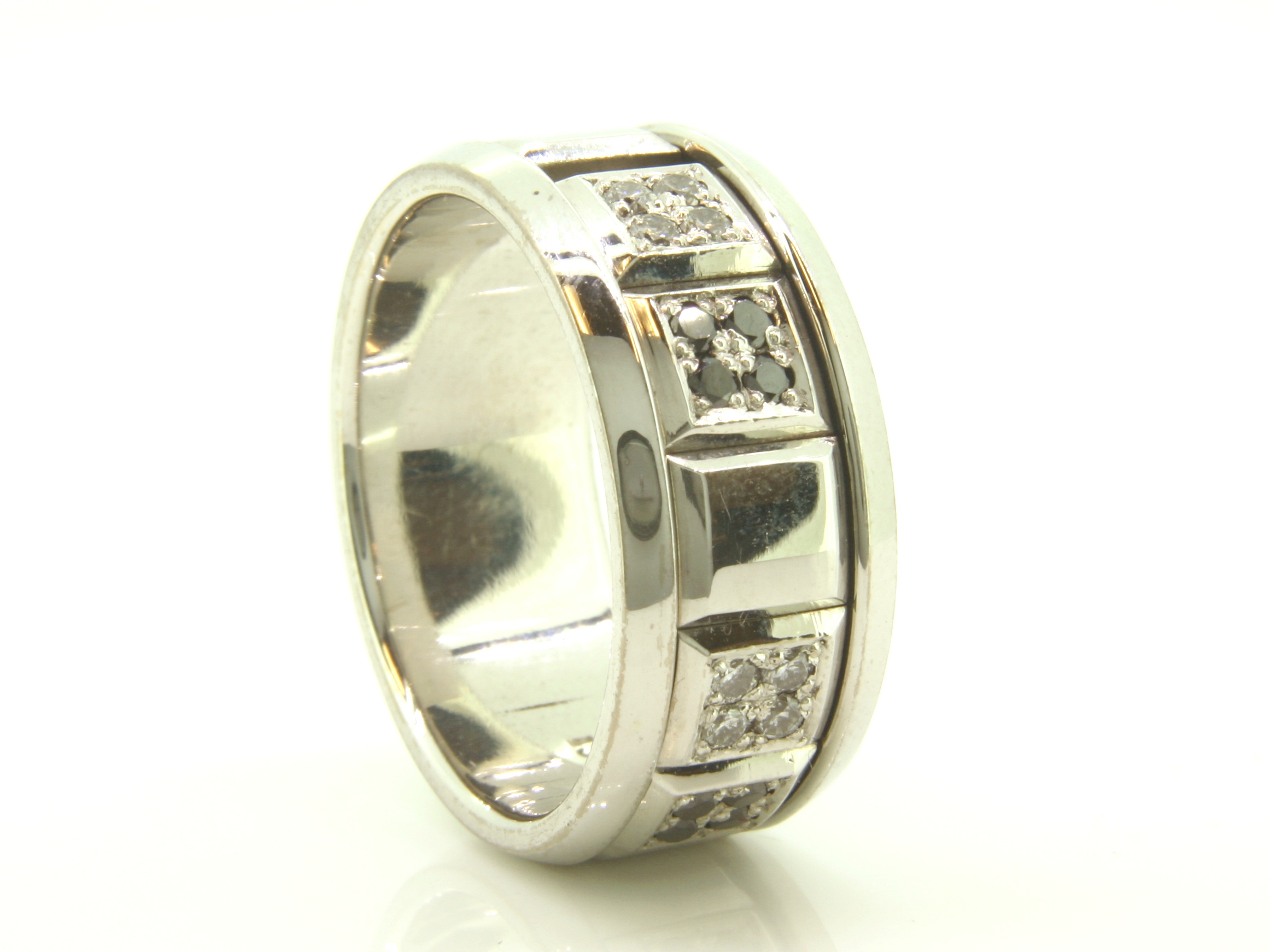Gents Silver Rings - Image 3