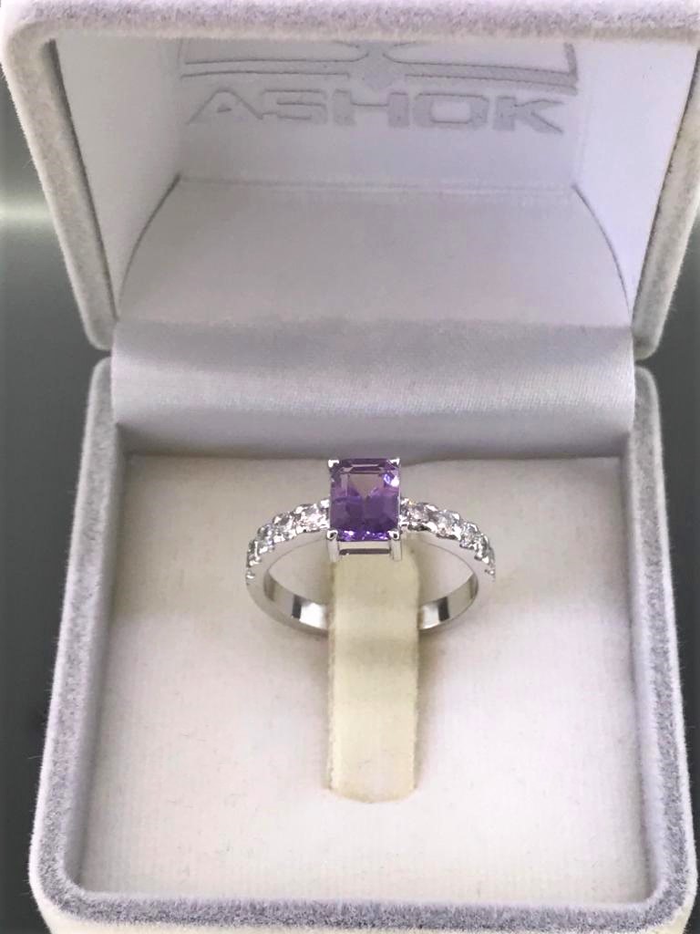 Ladies Amethyst Ring - Image 2