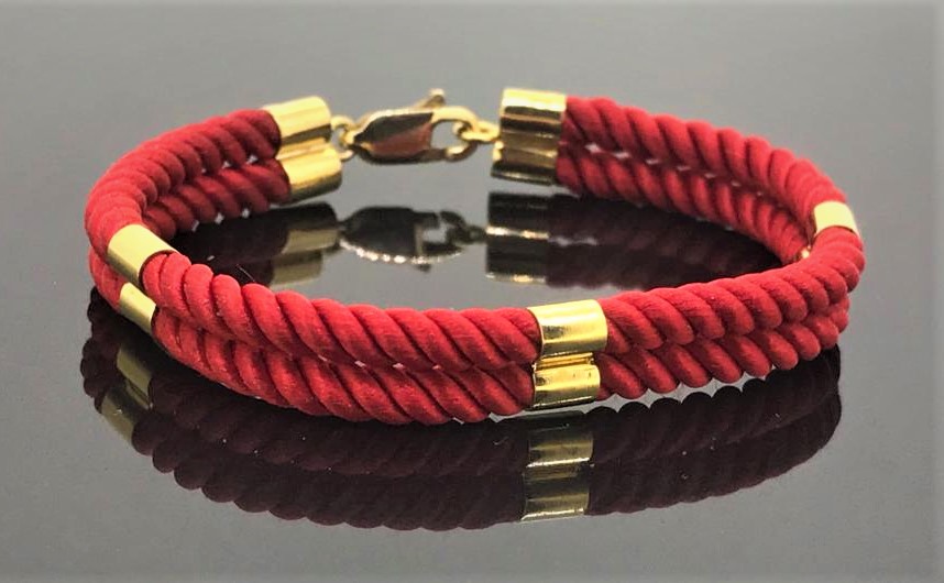 Red String Bracelet - Image 3