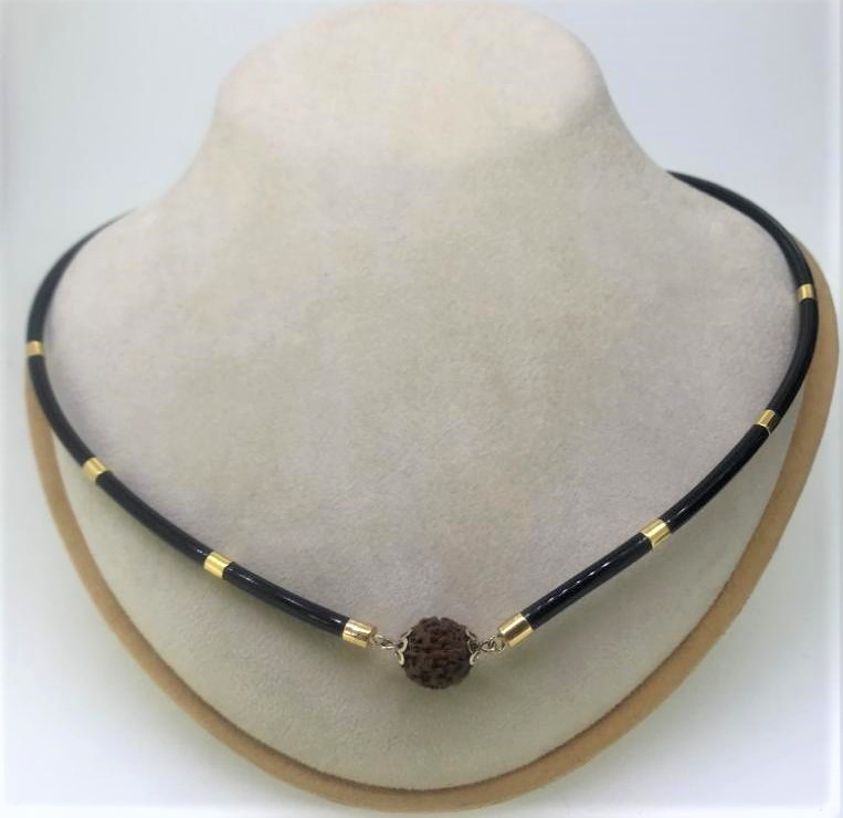 Neckchain