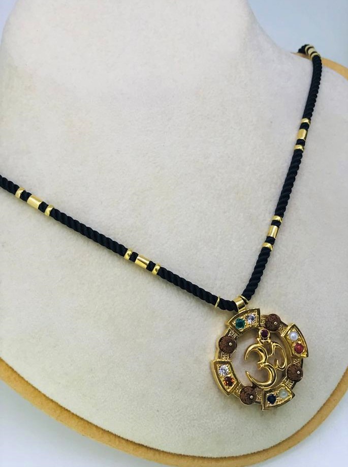 Black String Neck Chain - Image 2