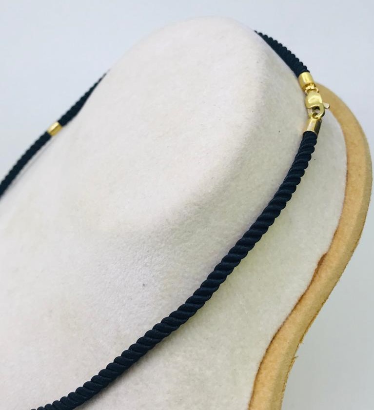 Black String Neck Chain - Image 3