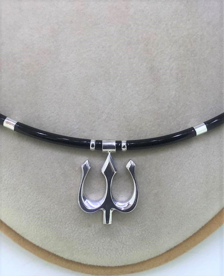 Black Cord Neck Chain - Image 2