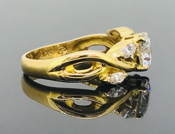 Ladies Ring - Image 2